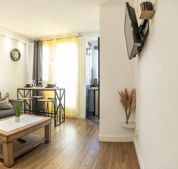Le Saphir Proche Plage Catalans Marseille Exterior photo